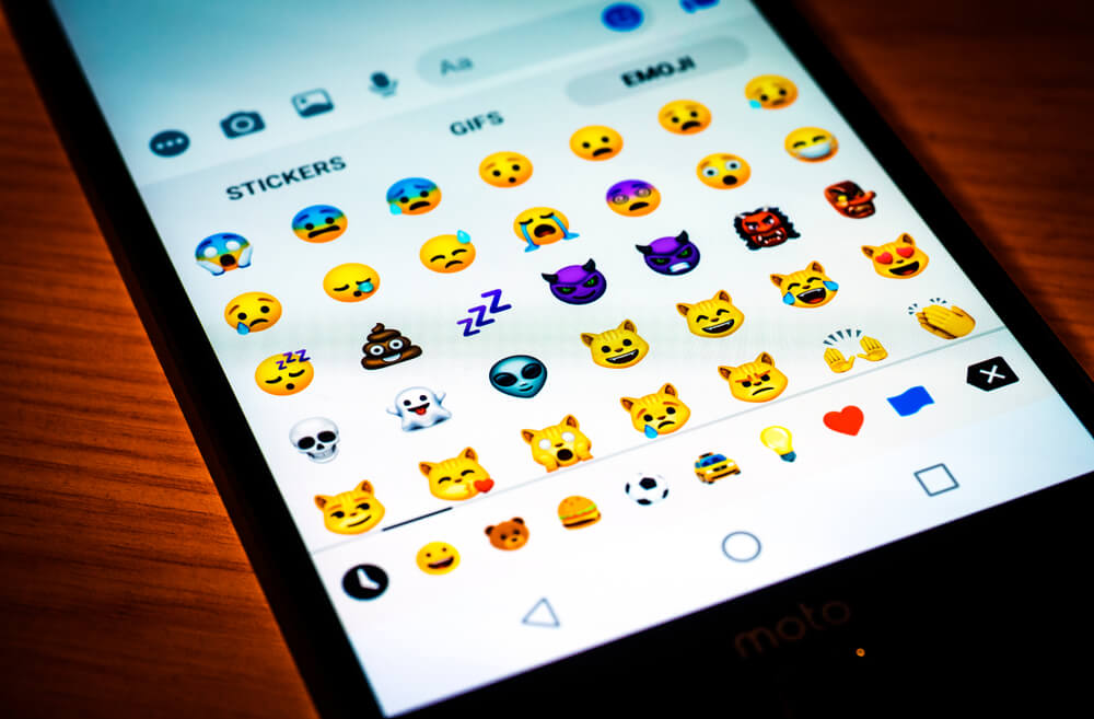 emoji meaning from a girl